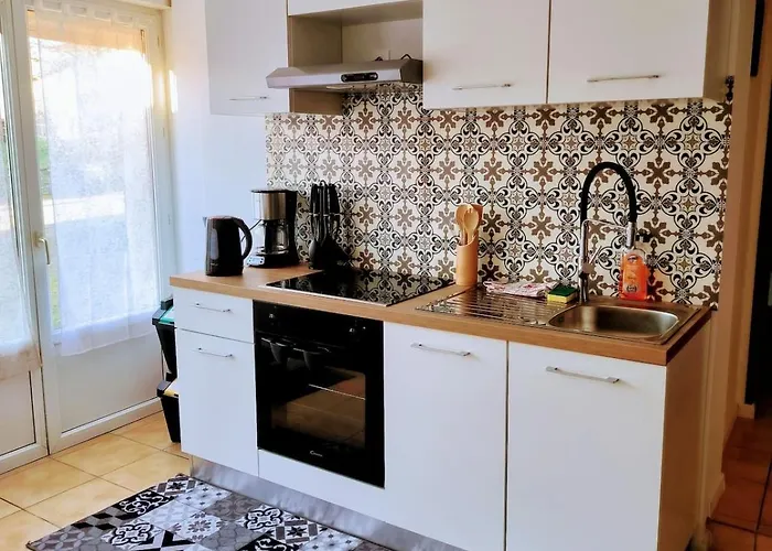 公寓 Cozy With Parking Fremifontaine